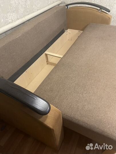 Диван прямой