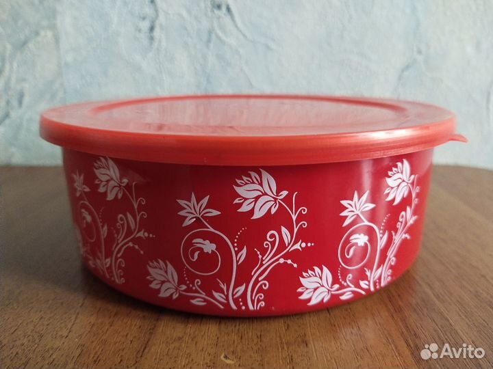 Металлические контейнеры с крышками для хранения