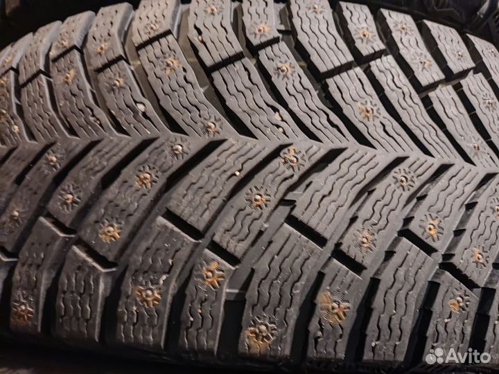 Michelin X-Ice North 4 SUV 235/55 R19