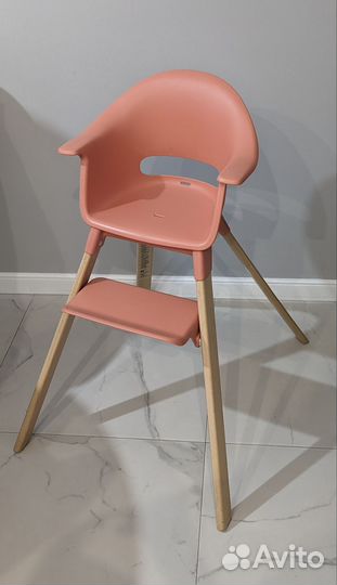 Стульчик для кормления stokke