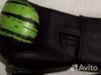 Боксерские перчатки 10 oz