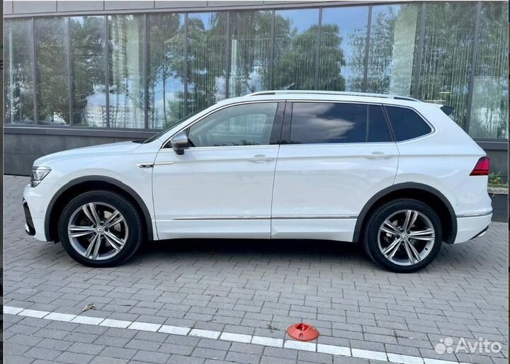 Volkswagen Tiguan 2.0 AMT, 2019, 62 000 км