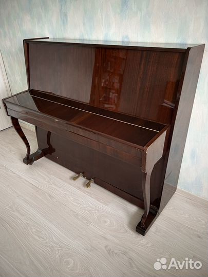 Продам фортепиано