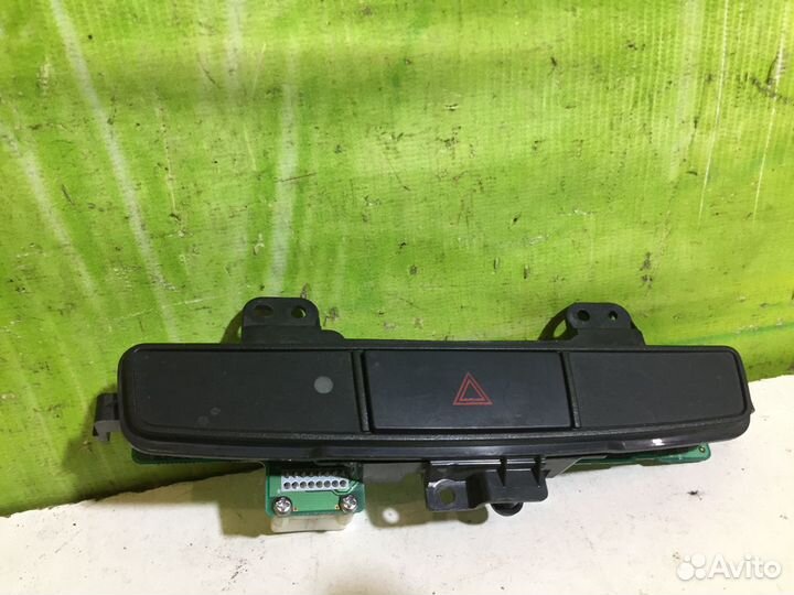 Кнопка стеклоподъемника аварийки Mitsubishi Lancer