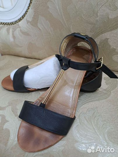 Босоножки женские39- 40 размер натуральная кожа