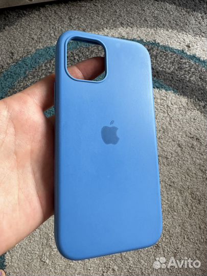 Чехол на iPhone 12