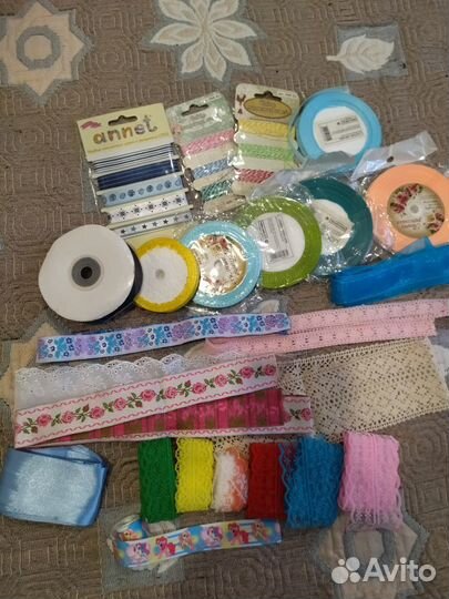 Пуговицы, кабошоны, ленты