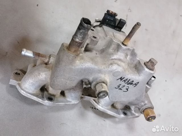 Коллектор впускной Mazda 323 E5 1.5 1980-1989
