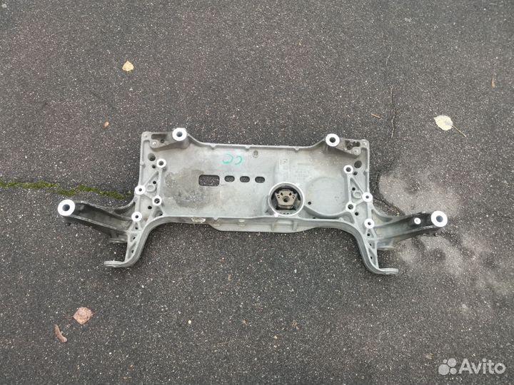 Подрамник фольксваген 3c0199369h