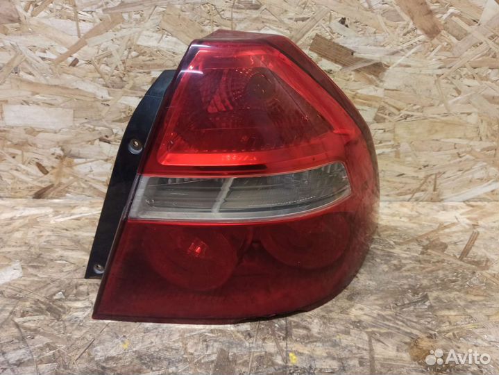 Фонарь правый с дефектом Chevrolet Aveo T250 седан