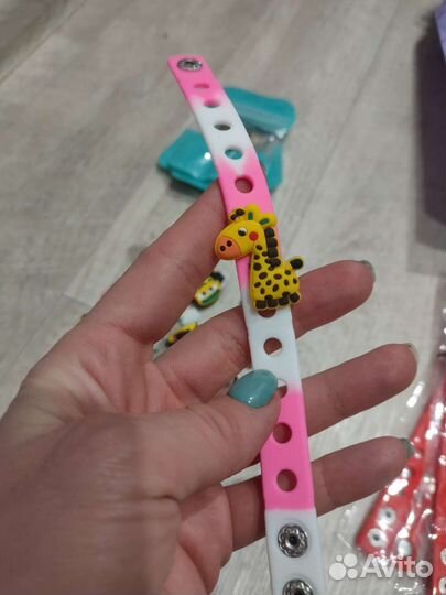 Браслеты для значков Crocs