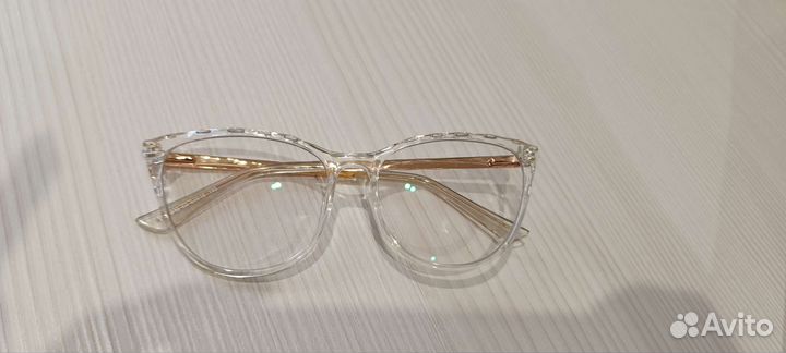 Очки с диоптриями -0.5 и фотохромом