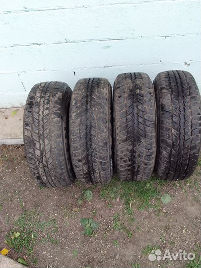 Зимняя резина на дисках r15