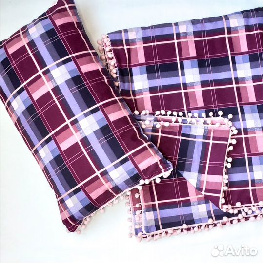 Плед и подушка