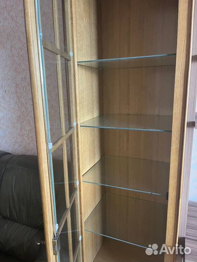Шкаф