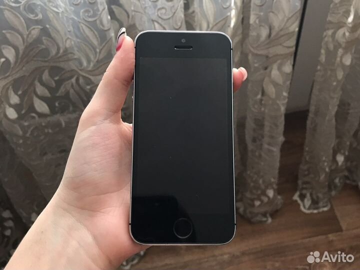 iPhone 5 s 16 гб