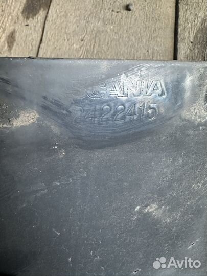 Кронштейн подножки левой Scania 6 2422415