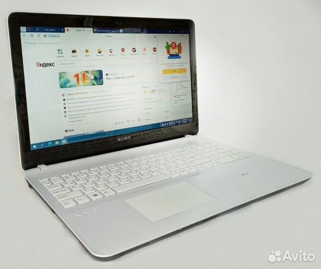 Ноутбук Sony vaio SVF1521B1RW (з/у)