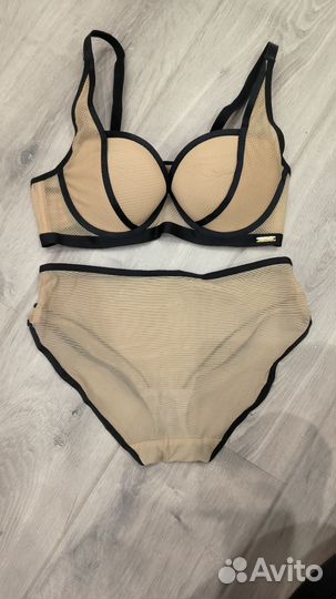 Комплект нижнего белья