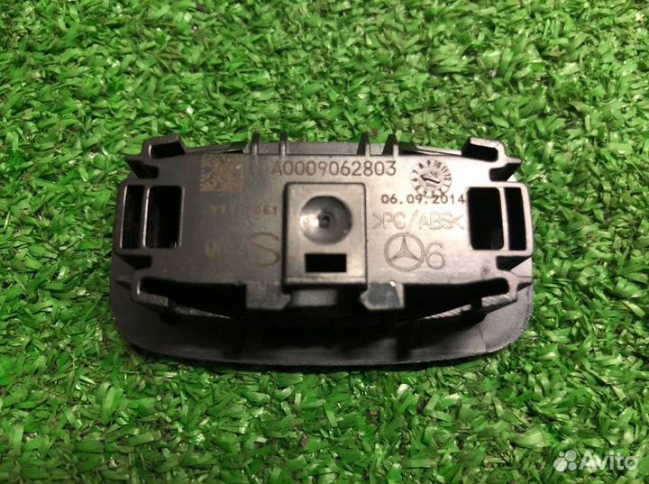 Лампа подсветки Mercedes-Benz S-Class C217