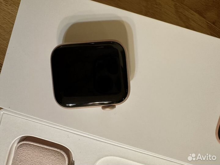 Часы apple watch 5 40 mm