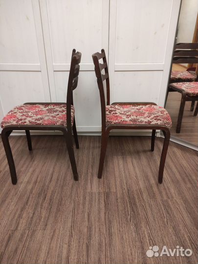 Стул деревянный б/у