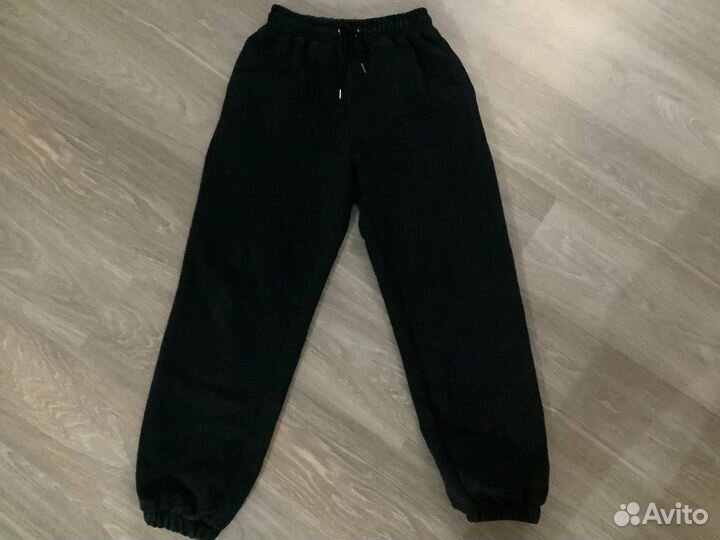 Спортивные брюки