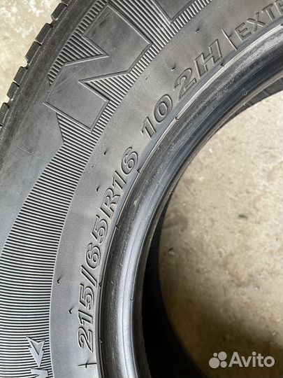 Nexen Roadian HP 215/65 R16