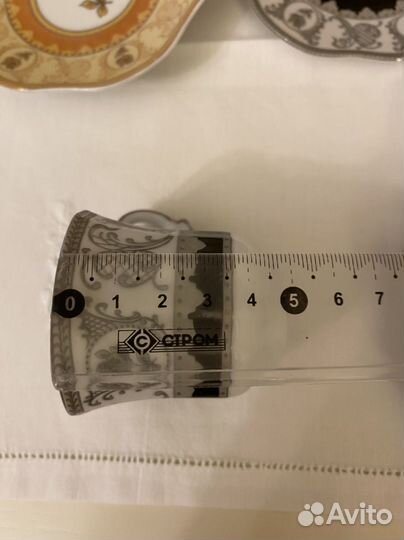 Набор кофейных чашек вместе с держателем