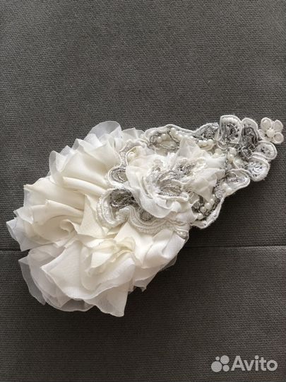 Свадебная заколка в волосы