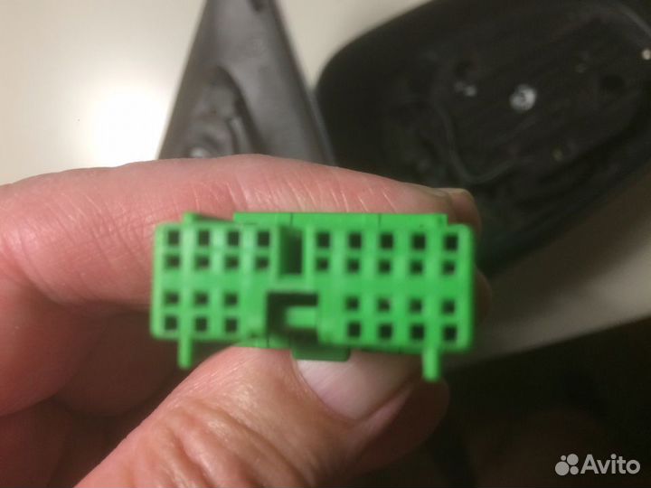 Зеркало боковое правое volvo S60,V70,XC70 (01-07)