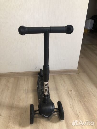 Самокат детский трехколесный