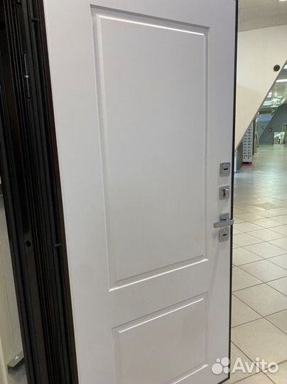 Дверь входная металлическая