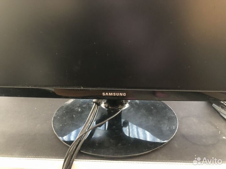 Монитор 24 дюйма Samsung