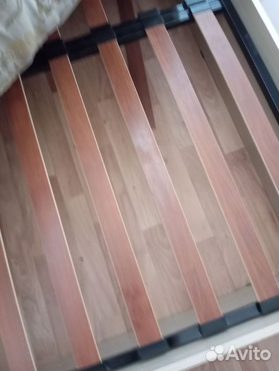 Кровать двухспальная бу