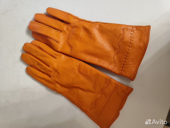 Перчатки женские кожаные новые