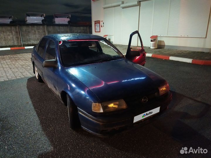 Opel Vectra 1.6 МТ, 1992, 350 000 км