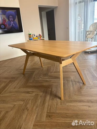 Стол из массива дуба