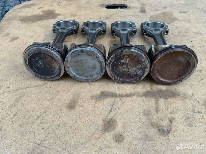 Поршень с шатуном Volkswagen Jetta седан BSE 2010