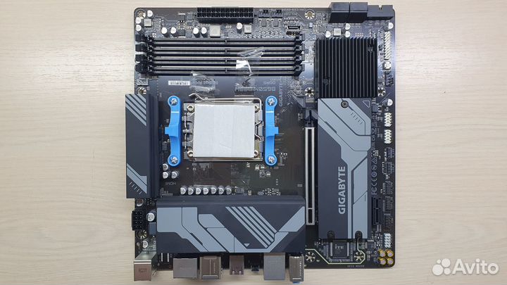 Материнская плата Gigabyte B650M DS3H