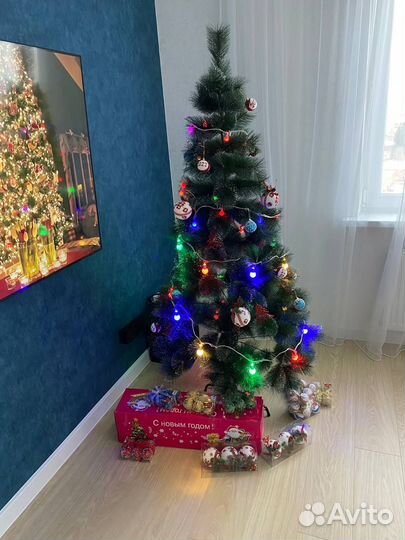 Елка искусственная(сосна с шишками)