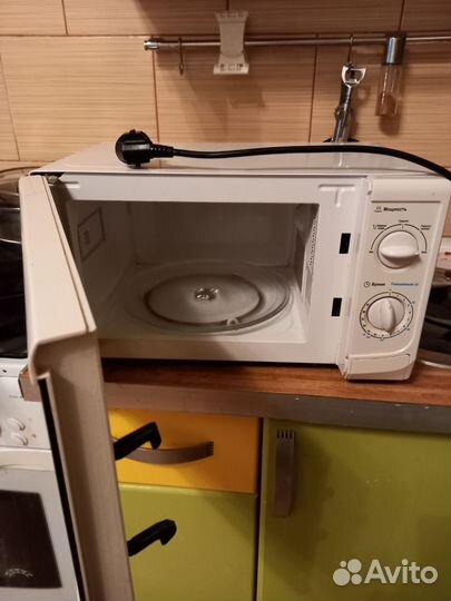 Микроволновка на запчасти