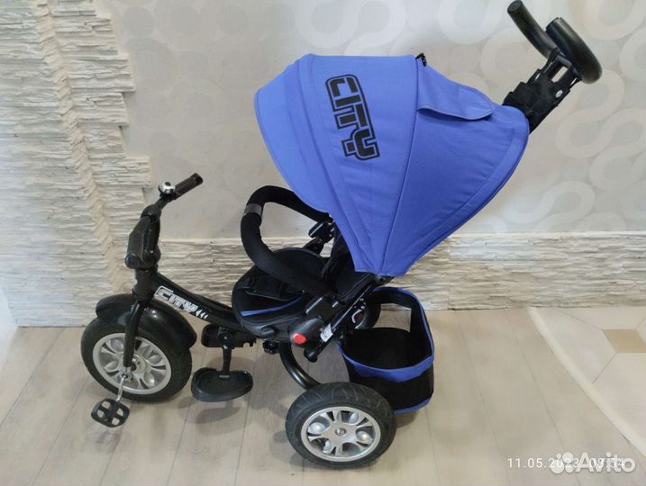 Велосипед с родительской ручкой