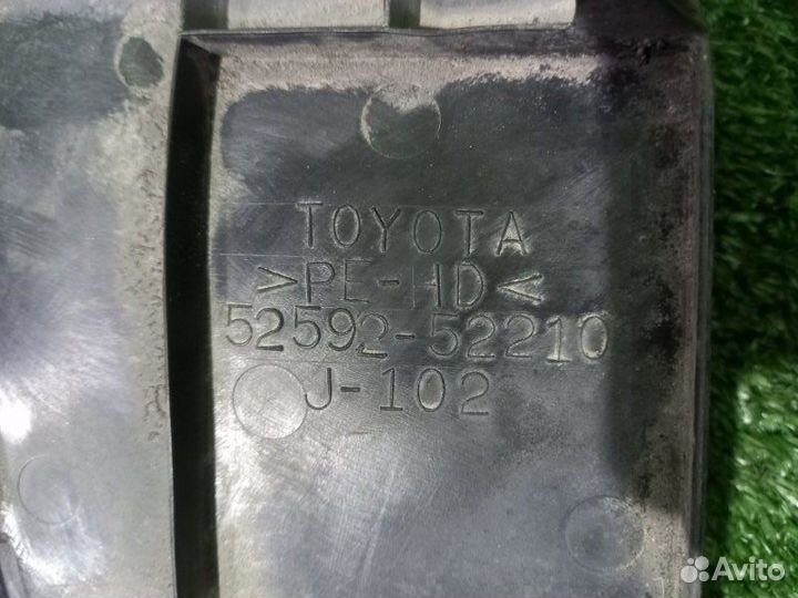 Подкрылок toyota ractis SCP100 1nzfe 2007 Задн. Ле