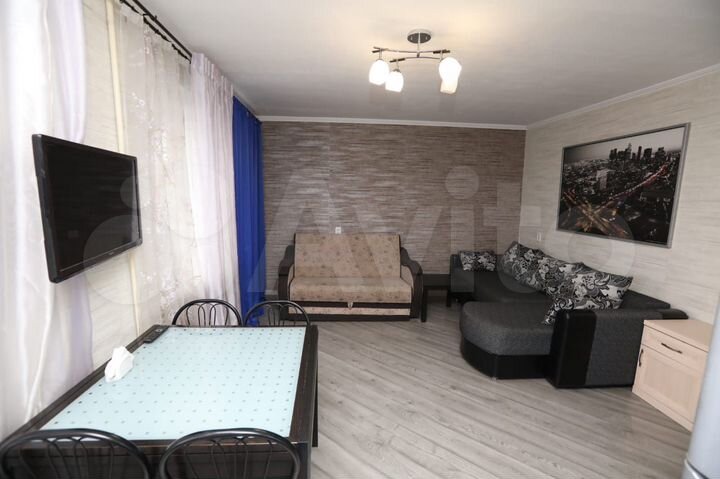 2-к. квартира, 41 м², 9/9 эт.