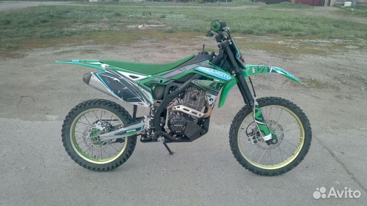 Regulmoto ZR250