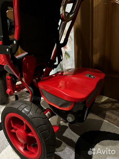 Детский велосипед с ручкой