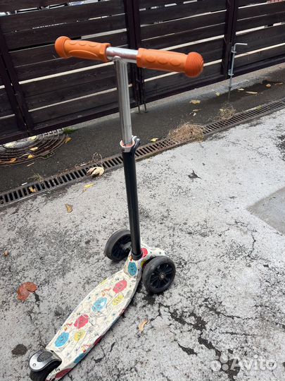 Самокат детский трехколесный