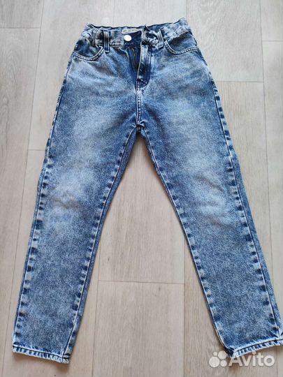 Джинсы на мальчика 140 + лонгслив