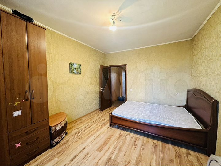 3-к. квартира, 94 м², 8/16 эт.